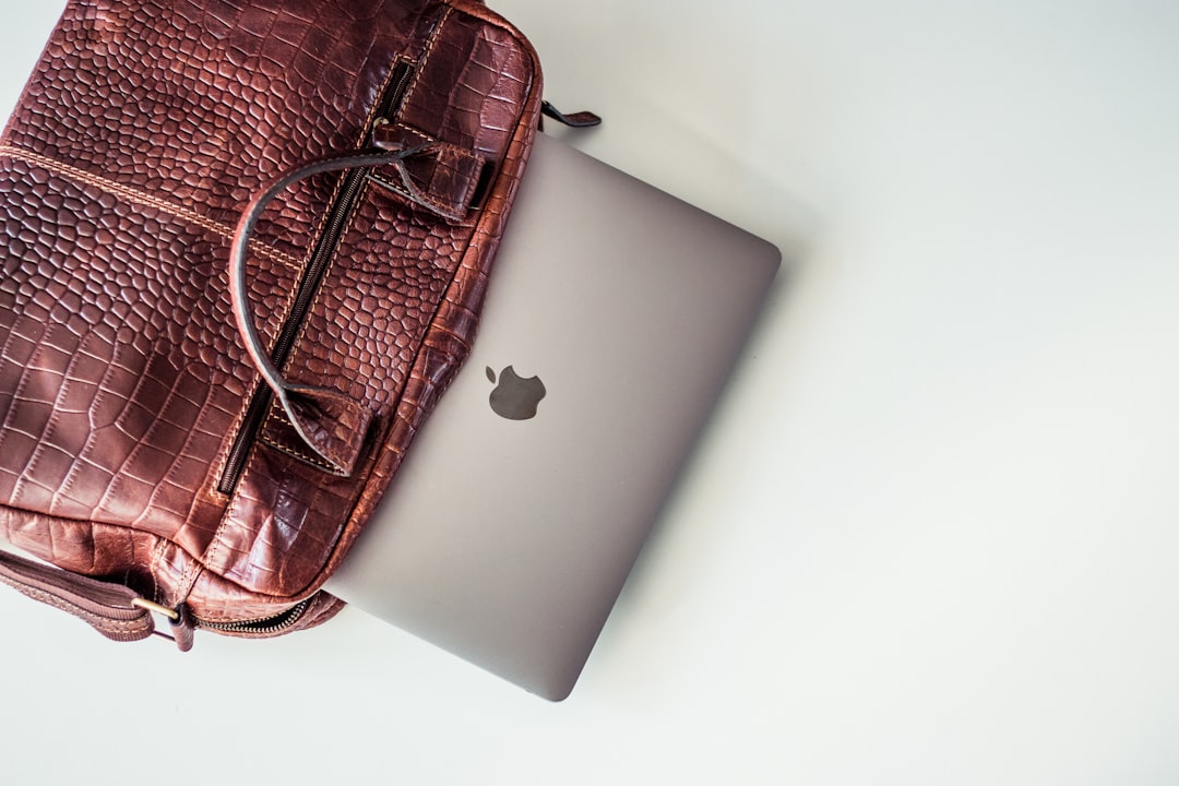 How to Choose the Perfect Leather Item for Yourself